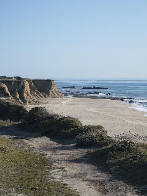 Half Moon Bay (beach)